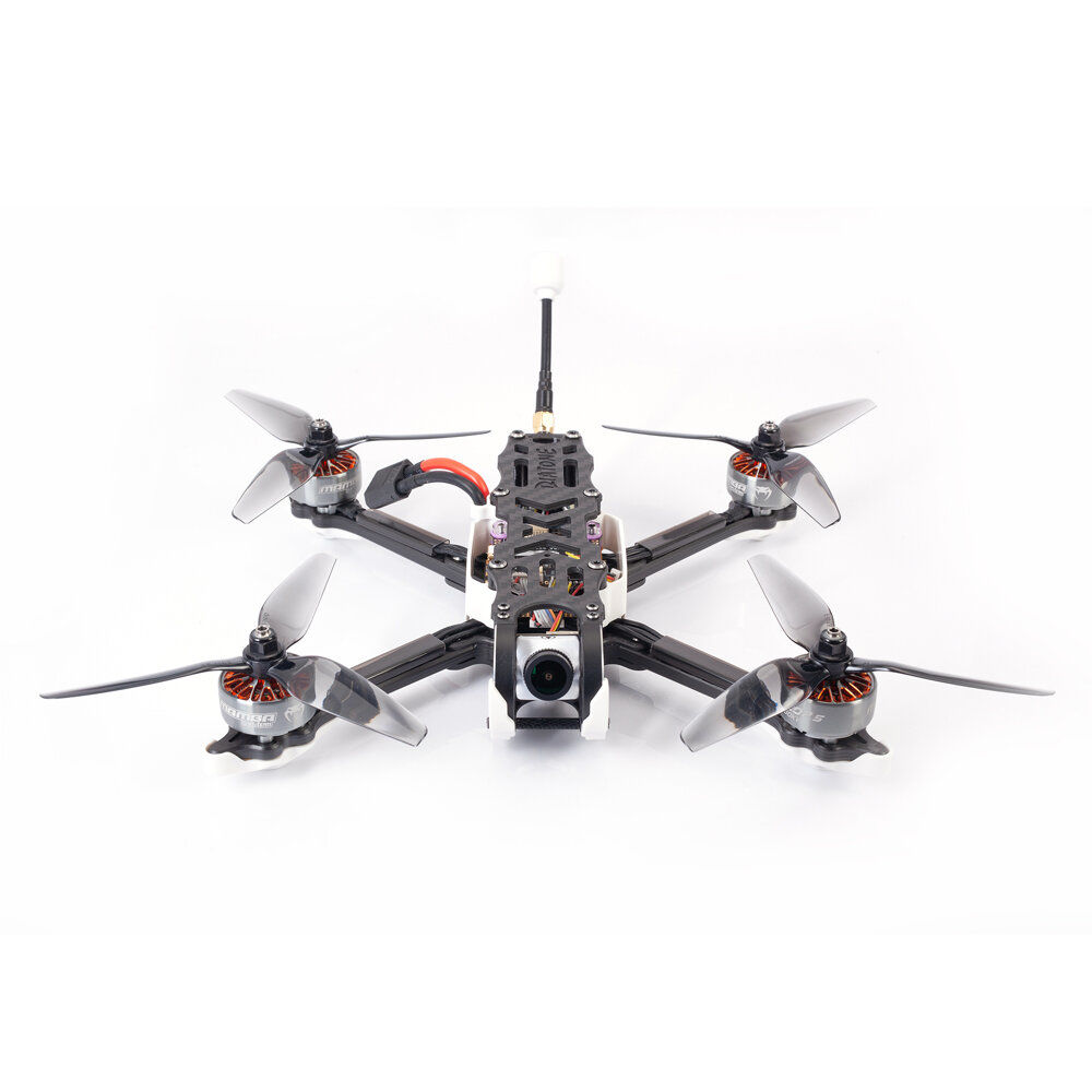 Квадрокоптеры гоночные.