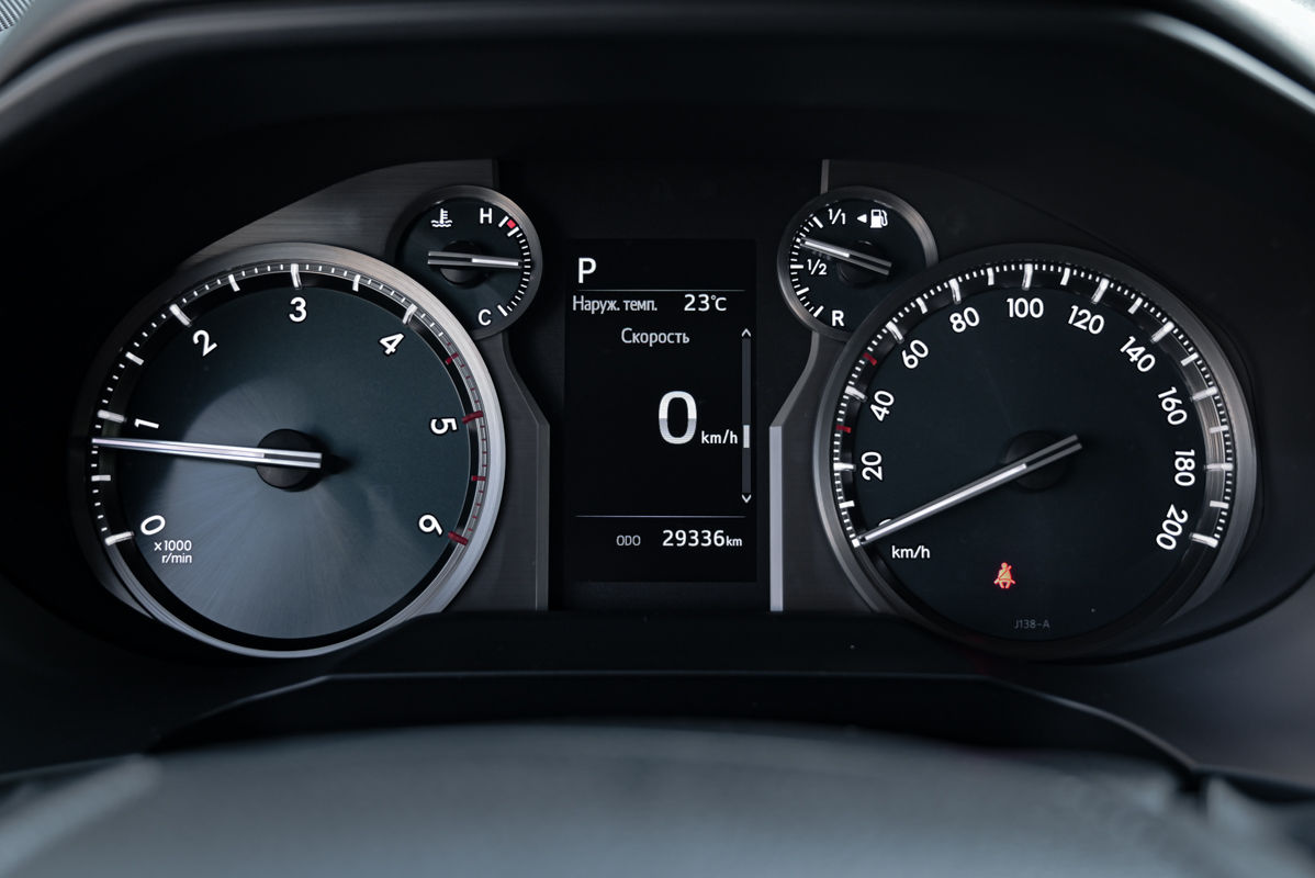 Toyota Land Cruiser Prado фото 9