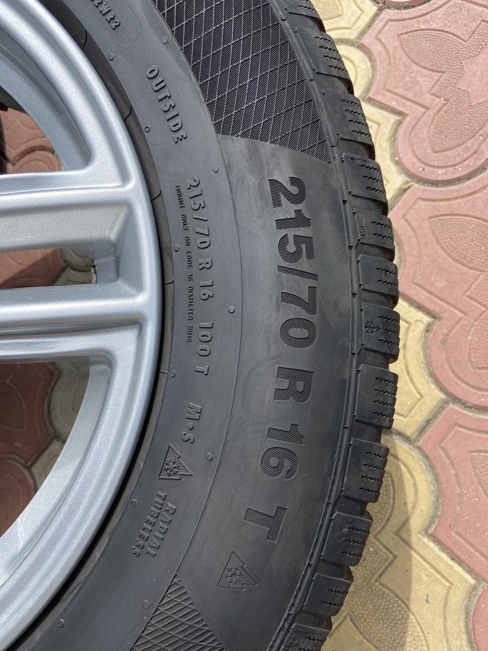 215/70/r16 Continental