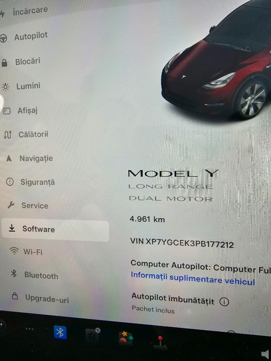 Tesla Model Y foto 3