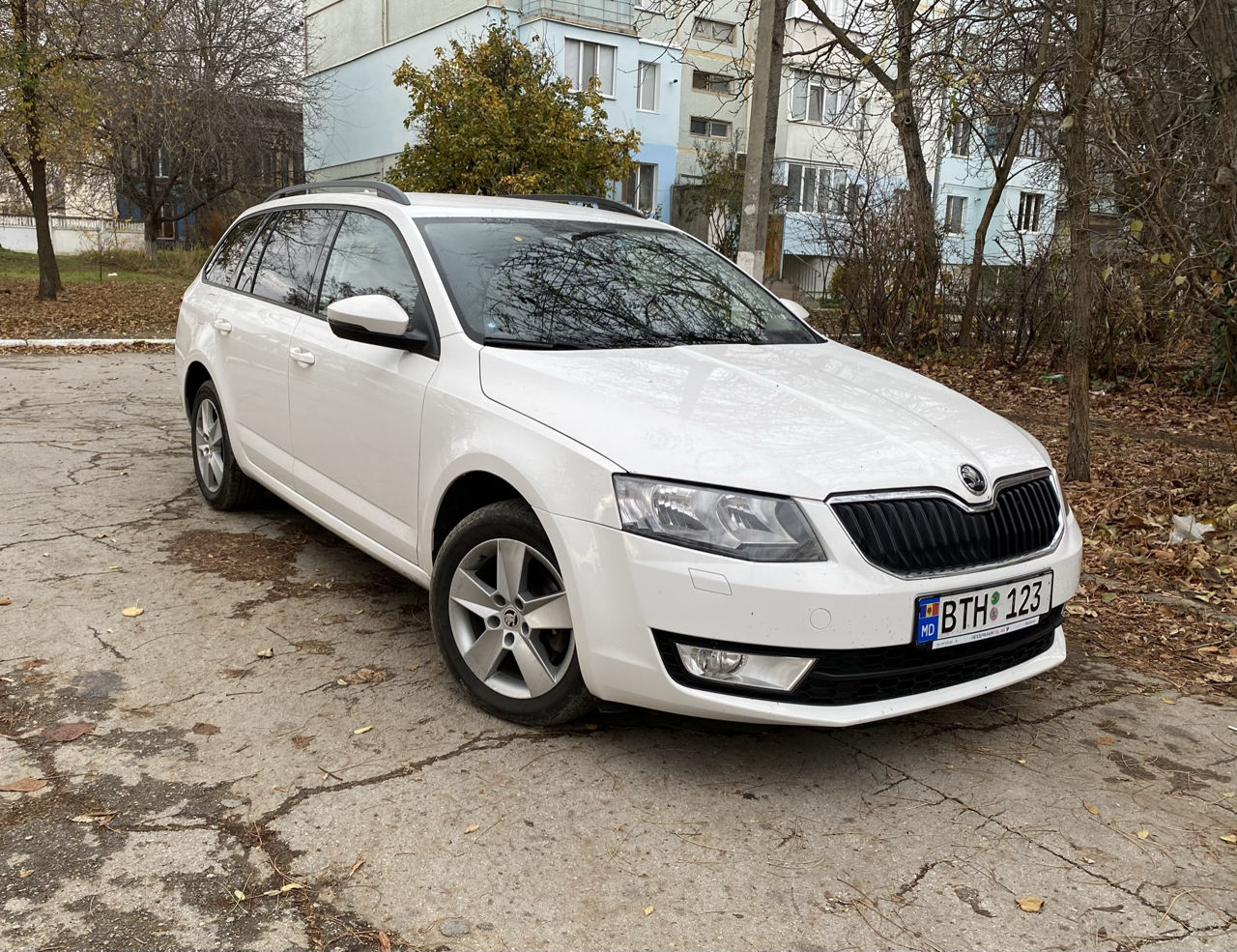 Auto în arenda, chirie auto, авто прокат foto 2