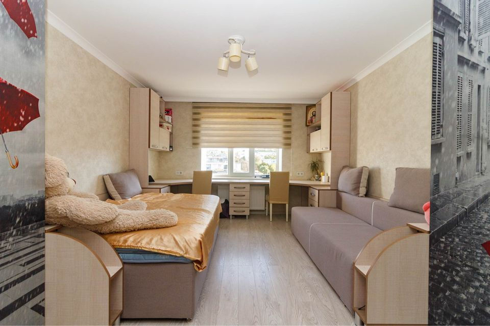 Apartament cu 3 camere, 121 m², Poșta Veche, Chișinău foto 8