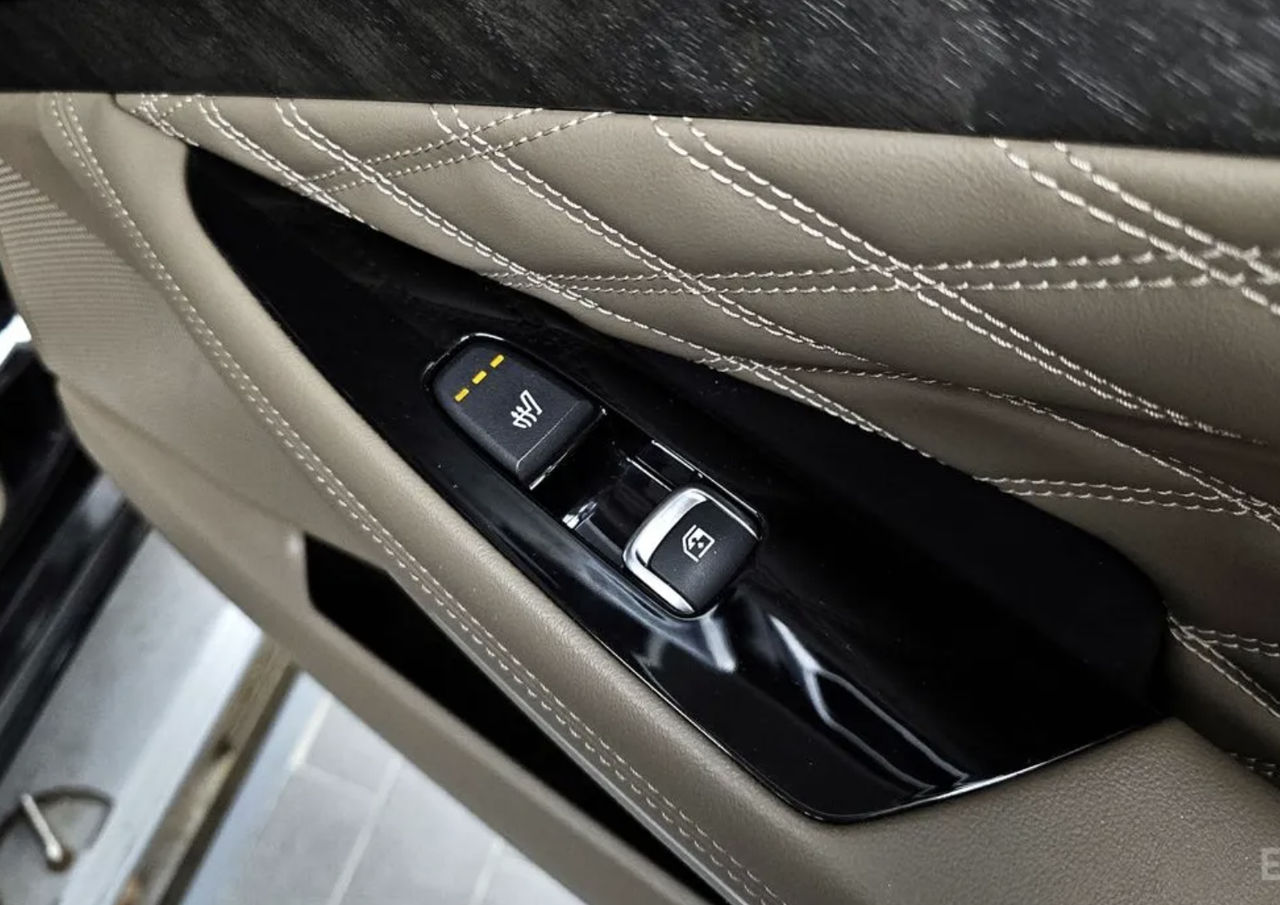 KIA K8 фото 15