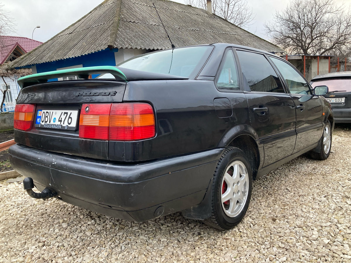 Volkswagen Passat foto 2