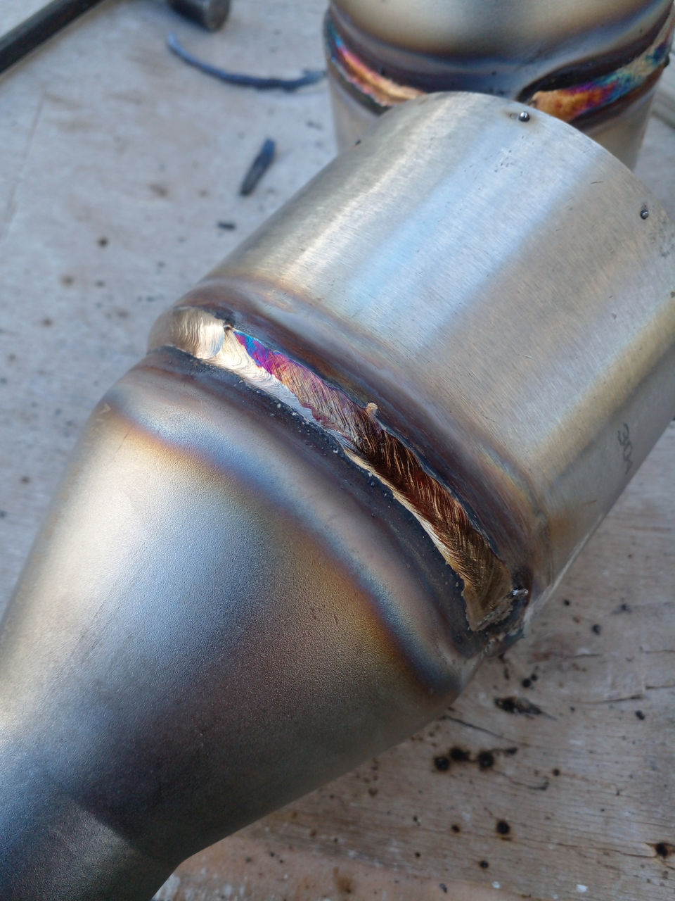 Svarscic Electrogazosudor profesional la sudarea tevilor de gas .apa . si constructii metalice. foto 8