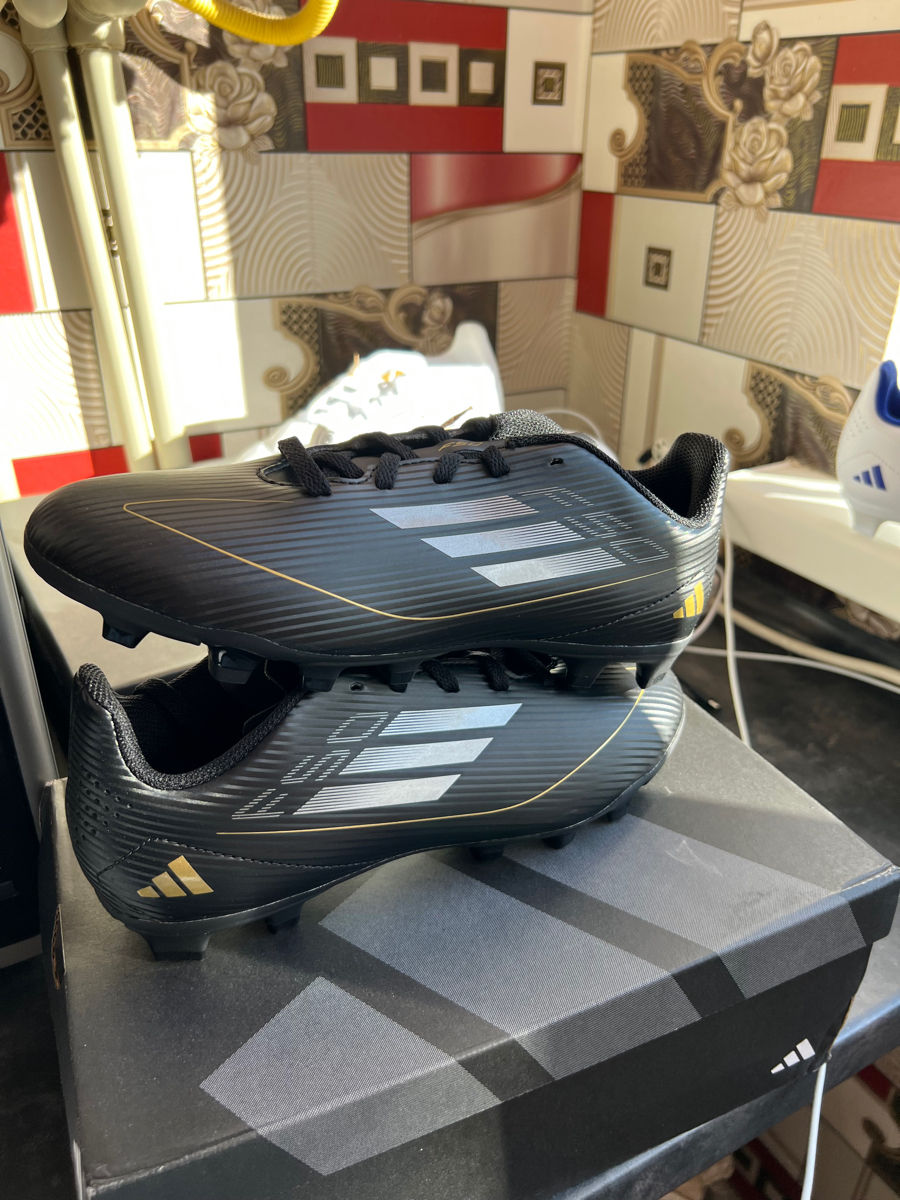 Оригинальные бутсы Adidas F50 Club FG для детей фото 1