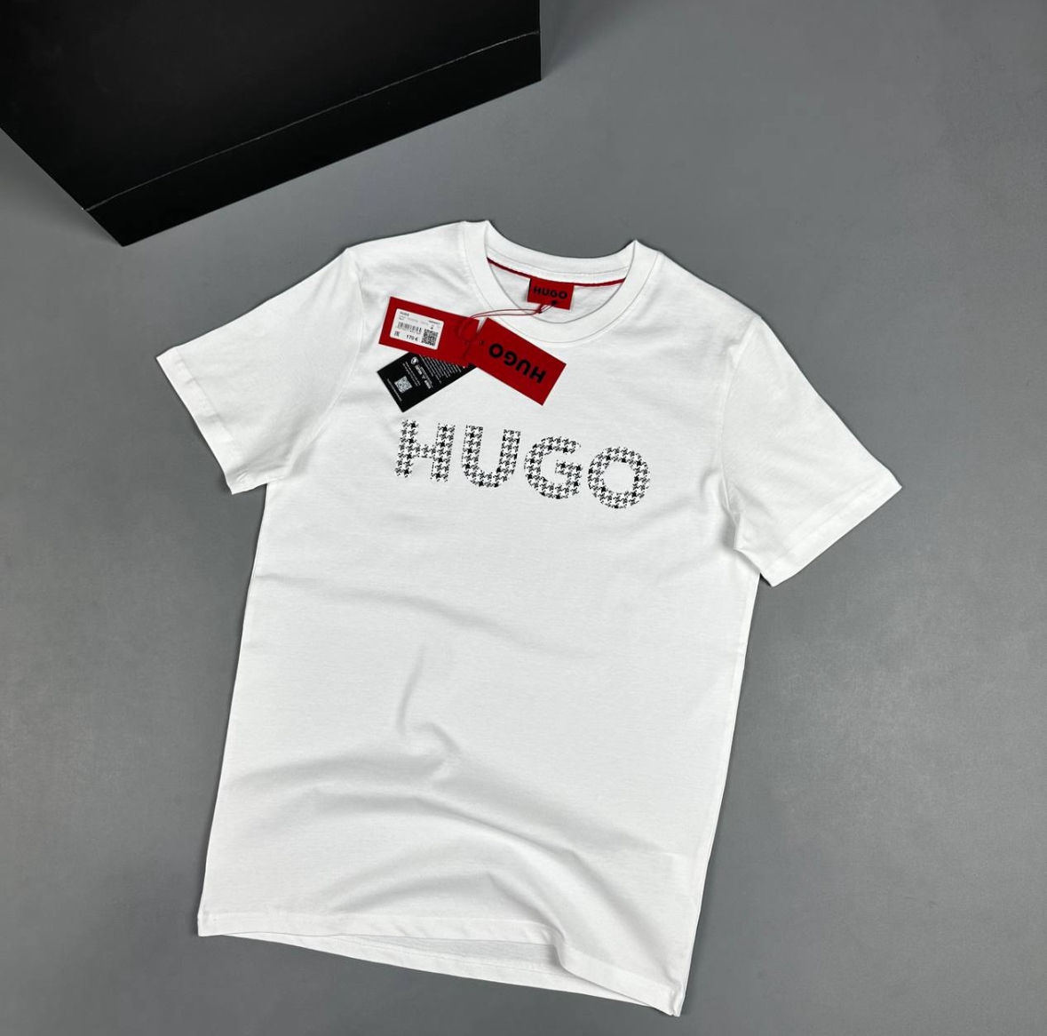 Tricou Hugo foto 0