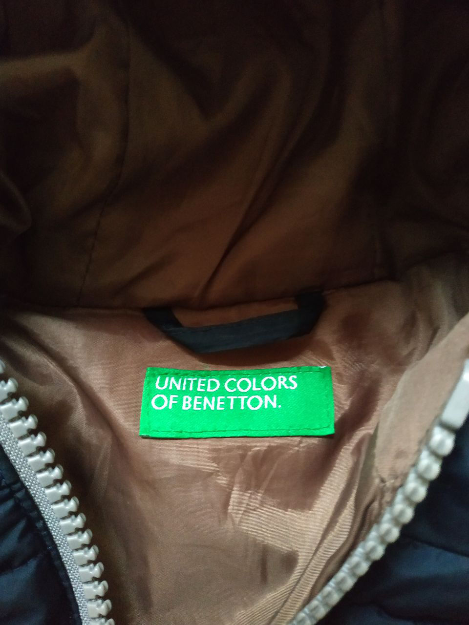 Курточка теплая , лёгкая BeNetton