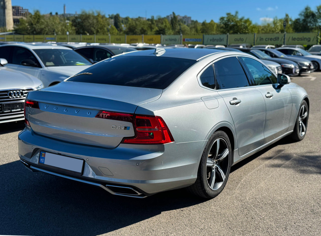 Volvo S90 foto 3