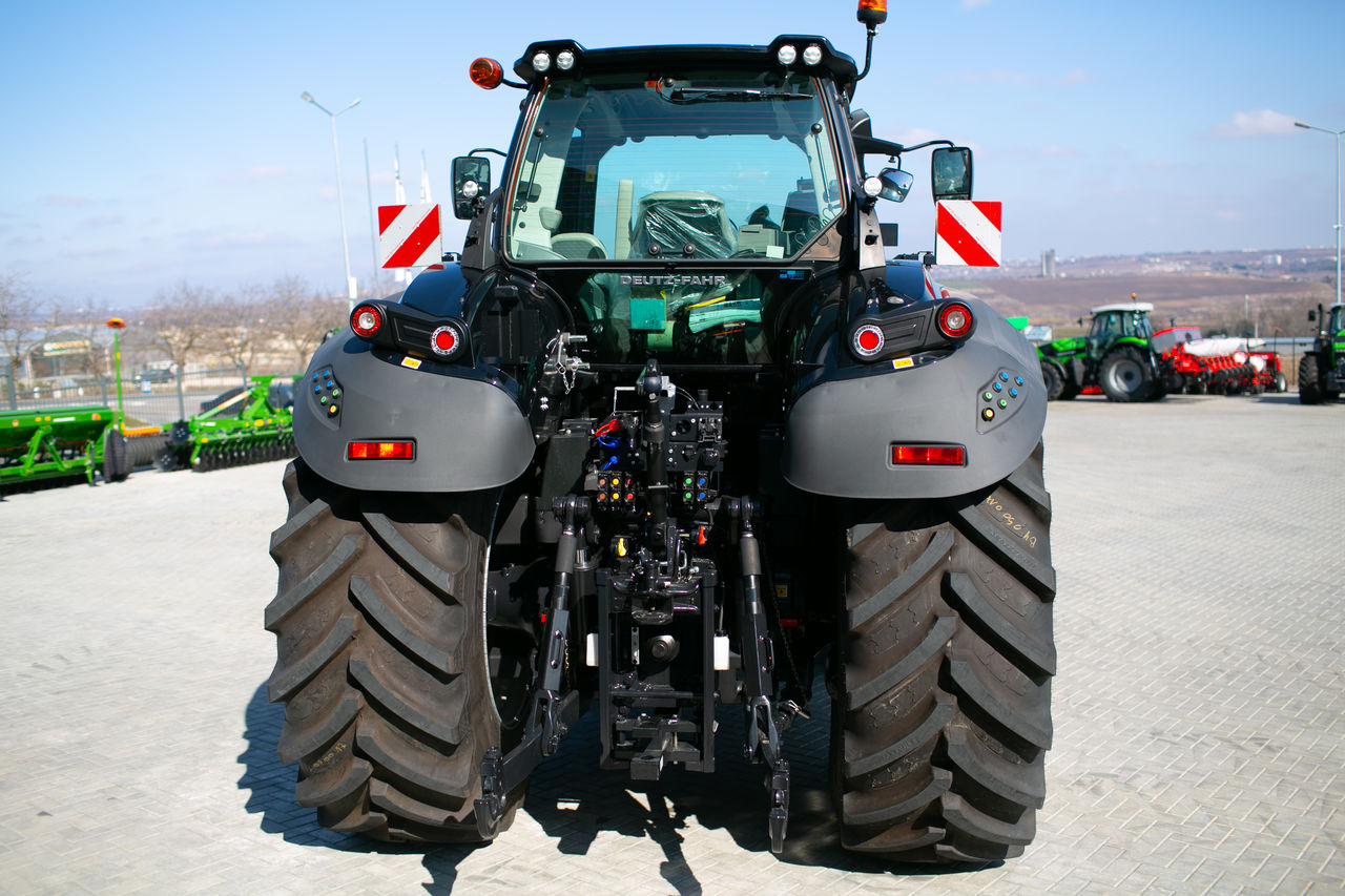 Tractor Deutz Fahr 9340 TTV Warrior (Black edition) foto 2