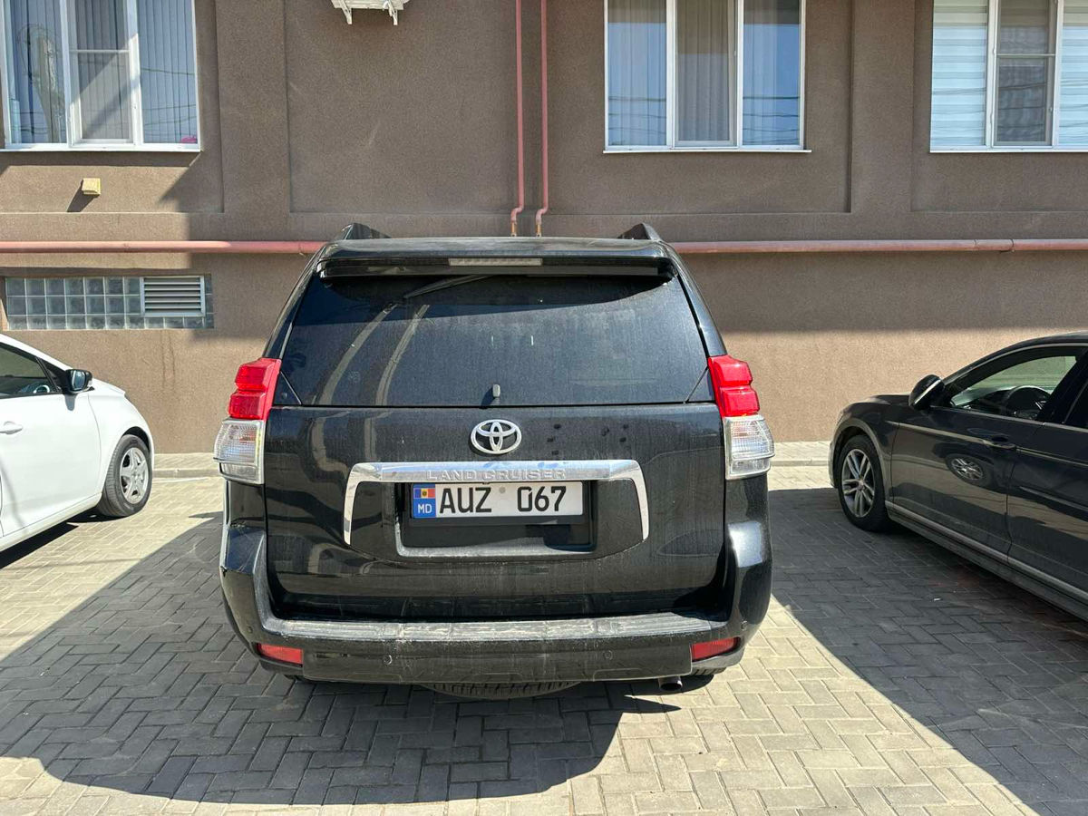 Toyota Land Cruiser Prado фото 3