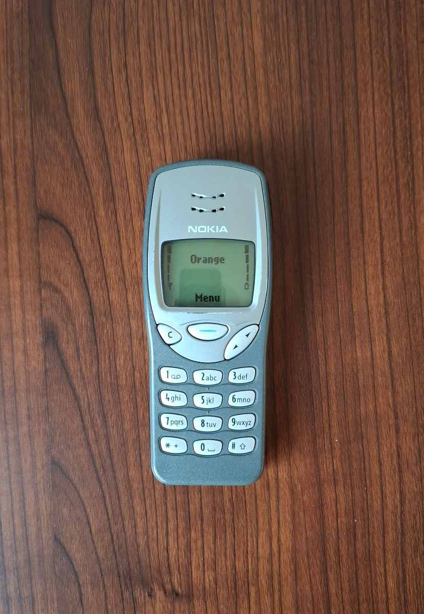 Nokia 3210 foto 1