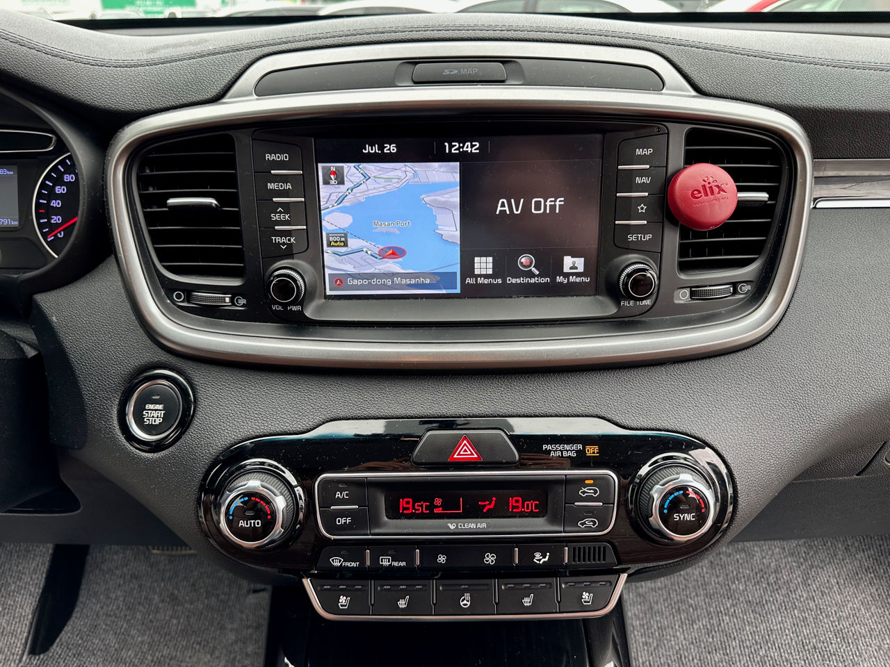 KIA Sorento foto 11