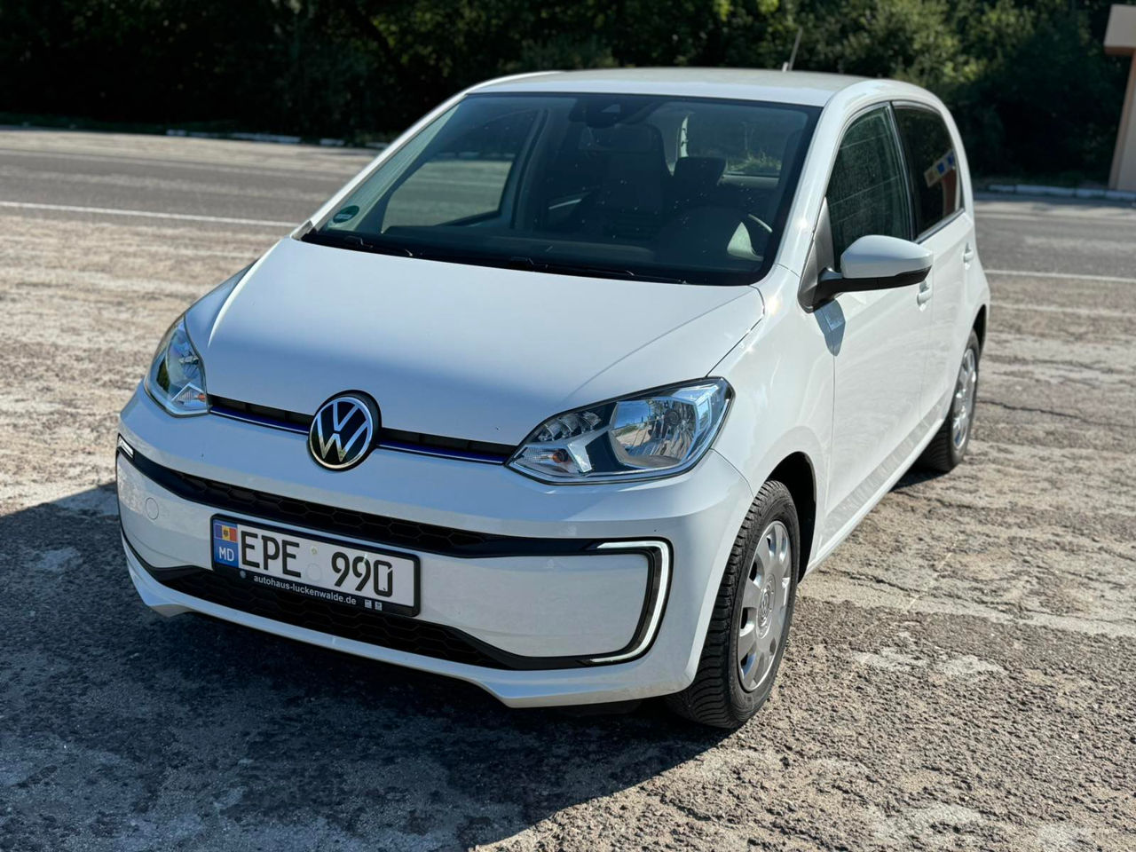 Volkswagen up! foto 0