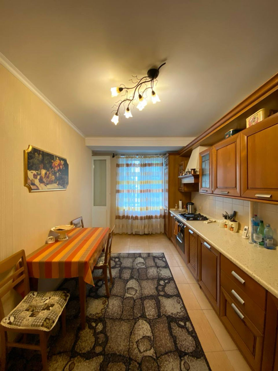 Apartament cu 3 camere,  Ciocana,  Chișinău,  Chișinău mun. foto 1