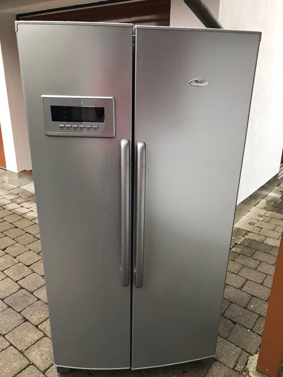 Авито продажа б у техники. Бэушные холодильники. Буушныей холодильник. Немецкие холодильники. Продается холодильник.