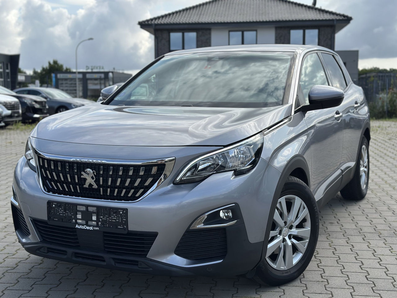 Peugeot 3008 foto 0