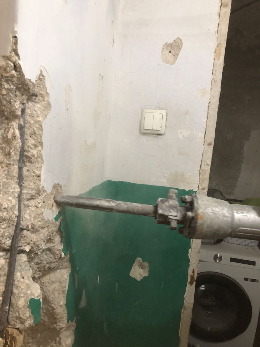 Oferim servicii de demolări și săpături manuale, evacuarea gunoiului. foto 2