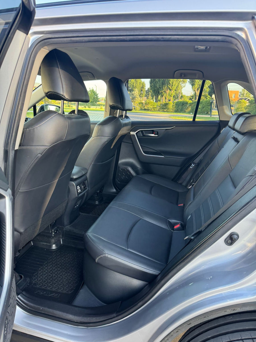 Toyota Rav 4 foto 7