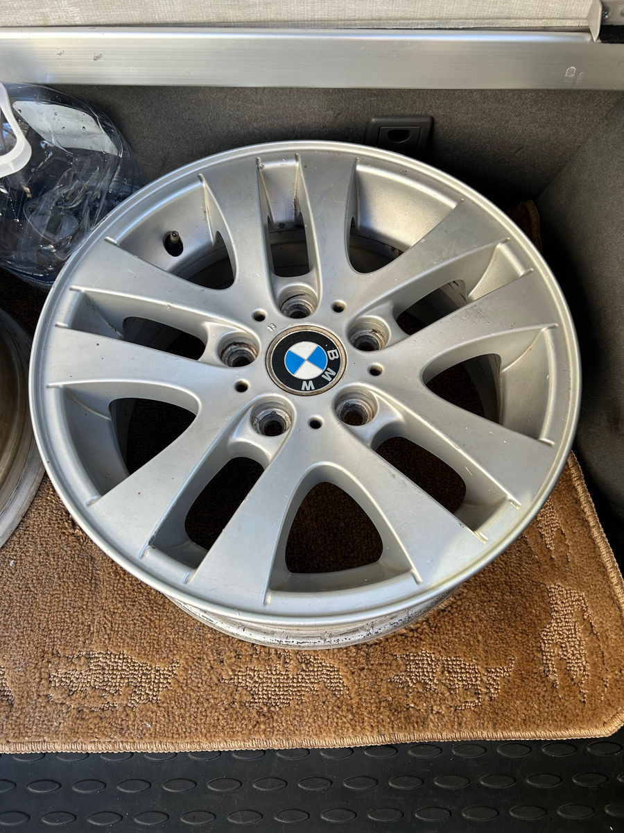 Jante 16" BMW + cauciucuri Continental  foto 1