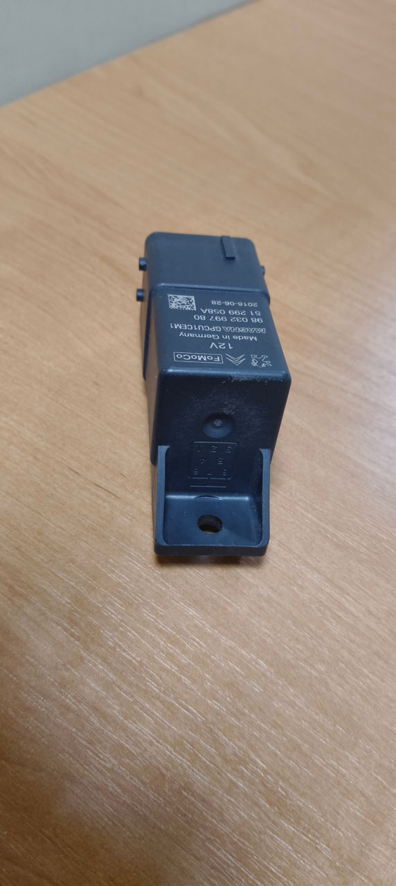 9803299780 Реле свечей накала, ford, citroen, peugeot, noua originala foto 4