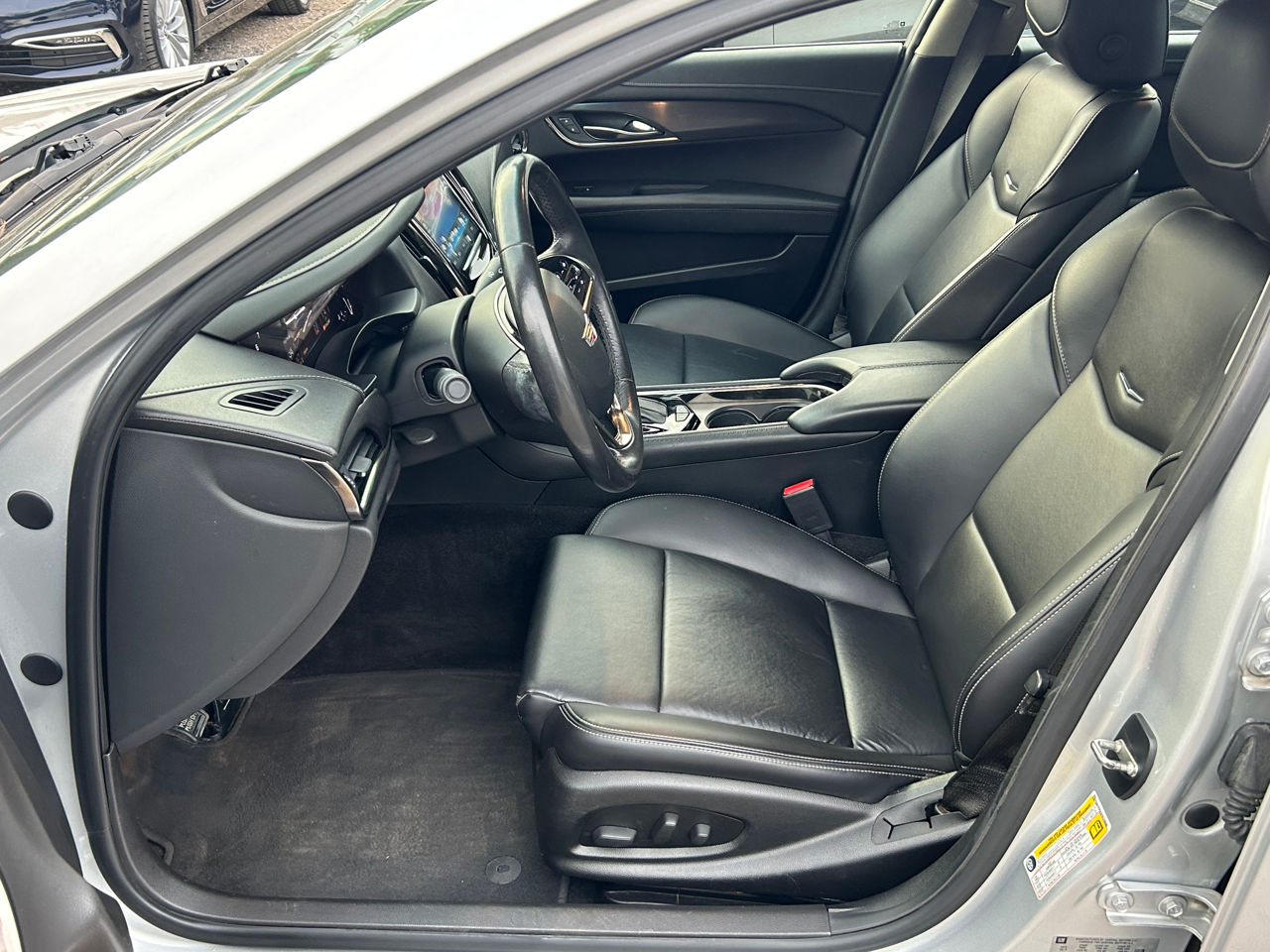 Cadillac ATS foto 10