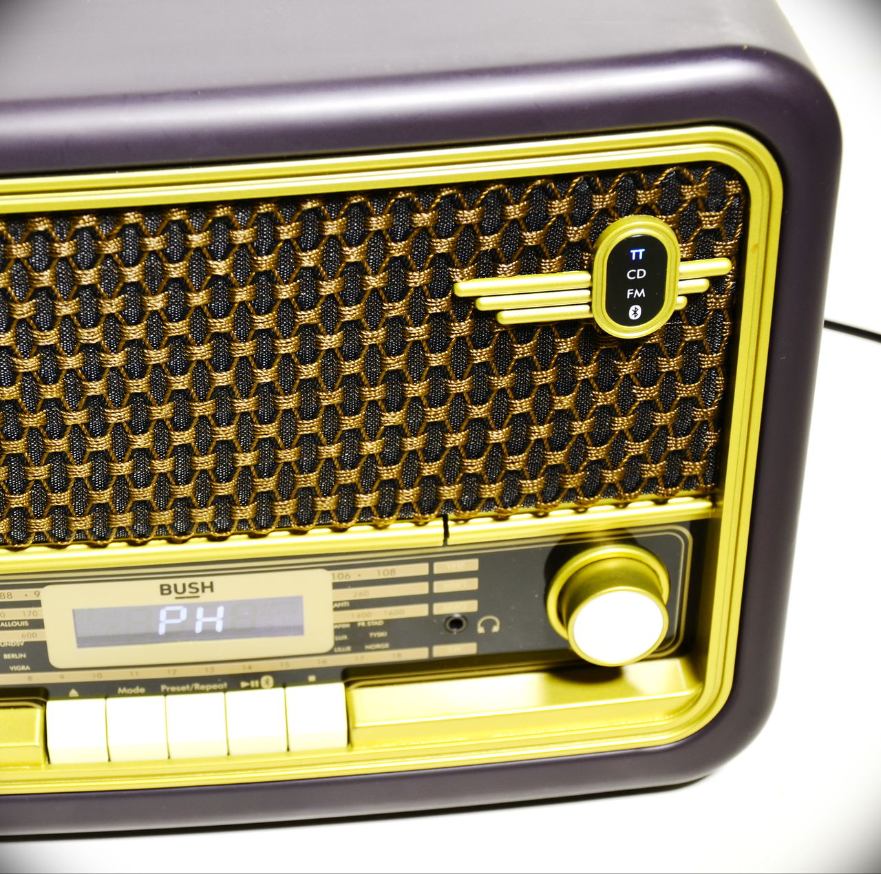 Bush Classic Retro Pick-Up / CD / AMFM / Bluetooth / встроенный усилитель и динамики фото 6