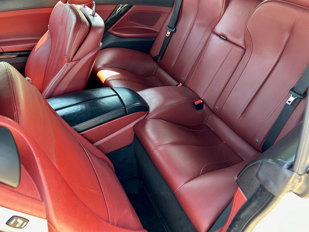 BMW 6 Series foto 16