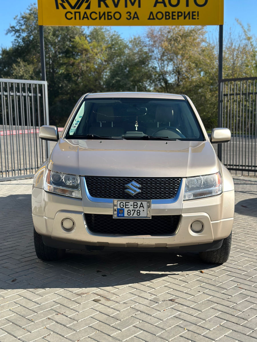 Suzuki Grand Vitara фото 1