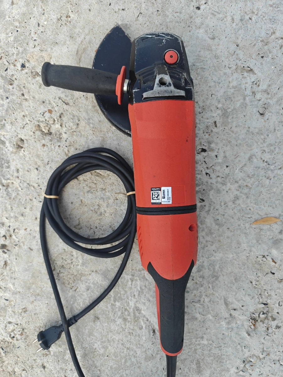 Hilti 230 foto 2