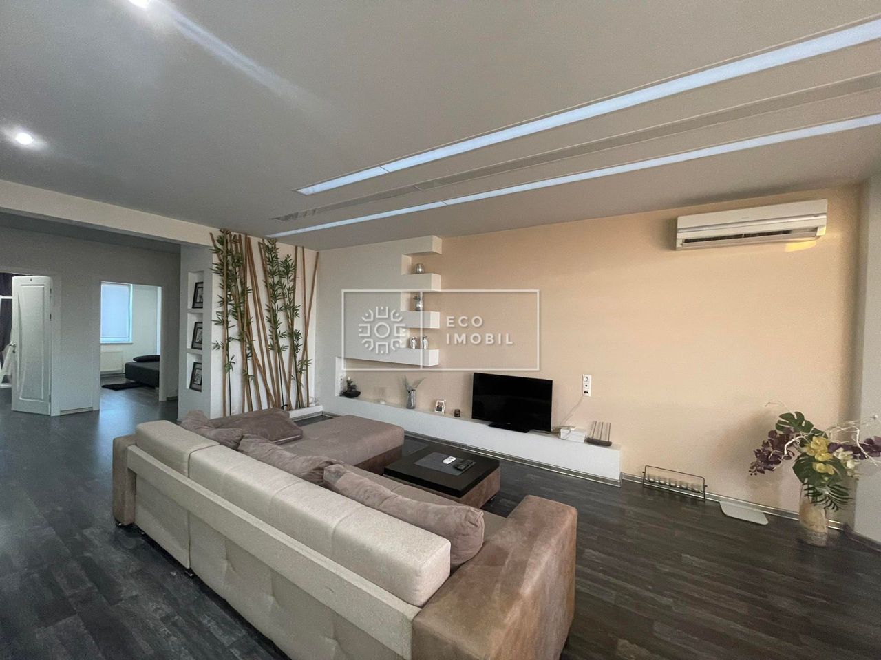 Apartament cu 3 camere, 1200 m², Centru, Chișinău foto 6