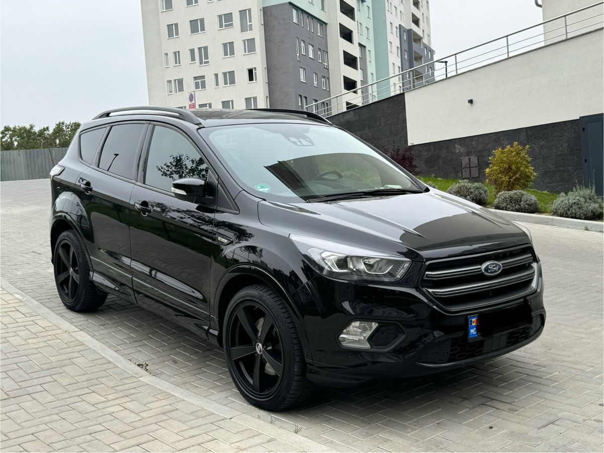 Ford Kuga фото 0
