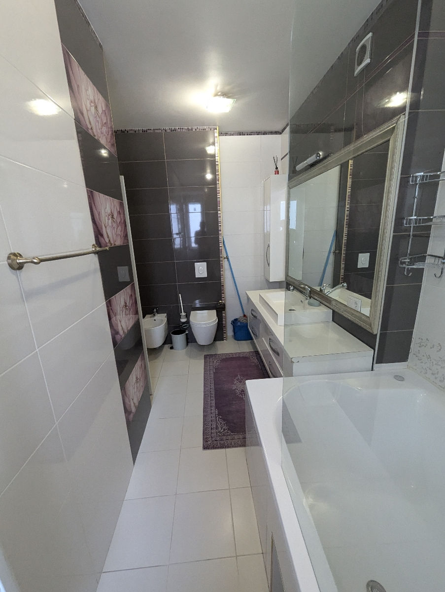 Apartament cu 3 camere,  Centru,  Bălți,  Bălți mun. foto 9