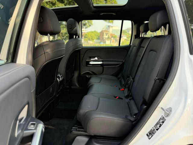 Mercedes GLB фото 14