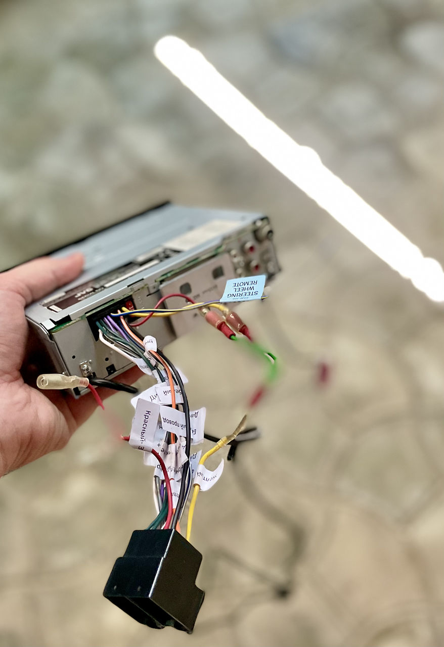 Автомагнитола : JVC KD-R841BT