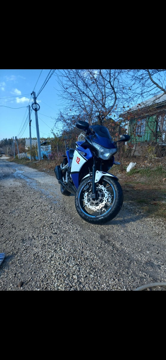 Maxon R 12 foto 1