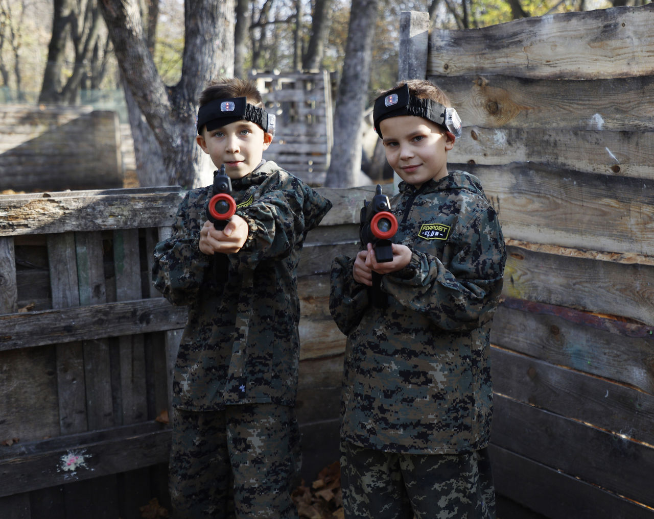 Laser tag pentru maturi și copii foto 5