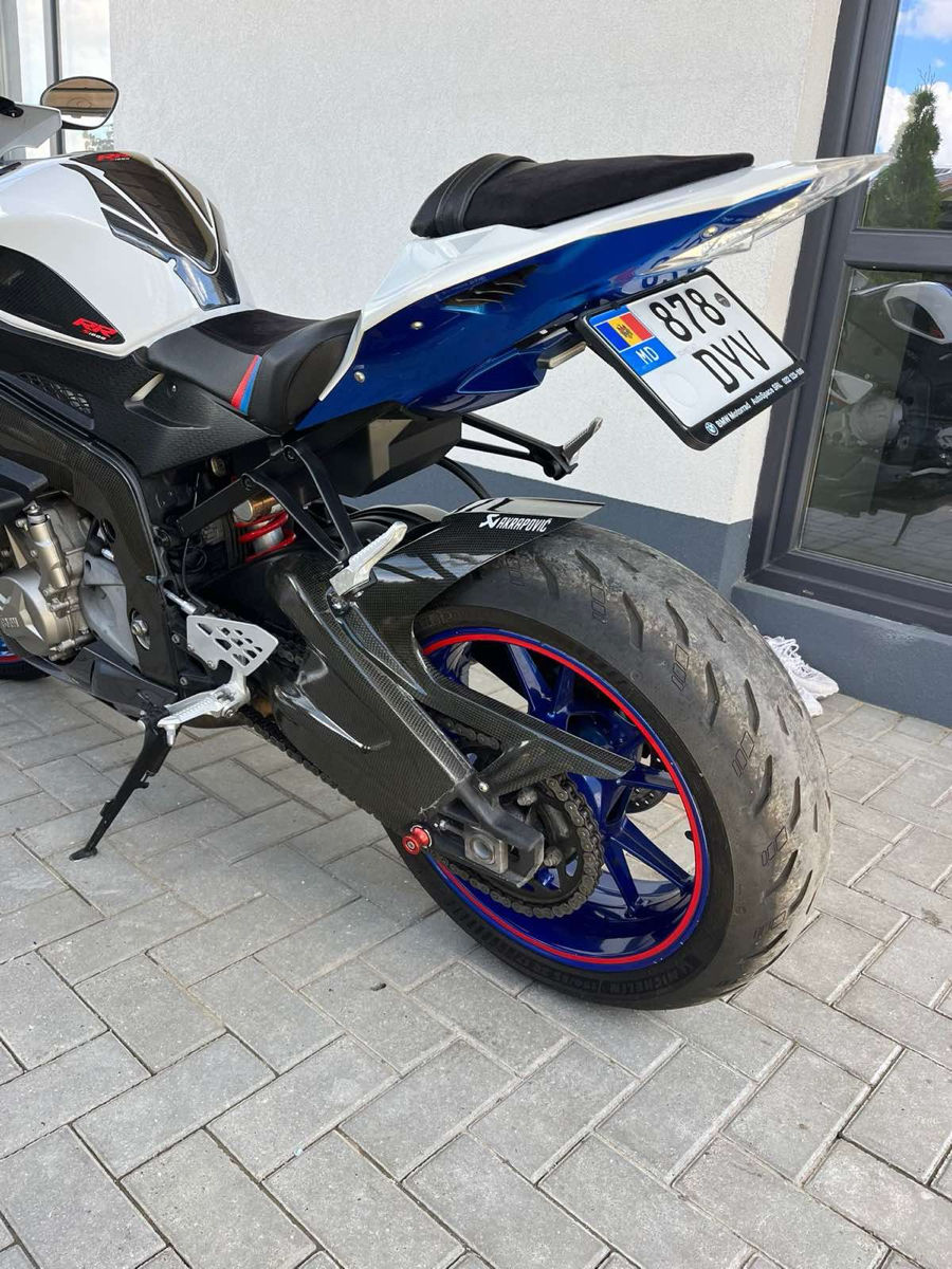BMW S1000RR фото 8