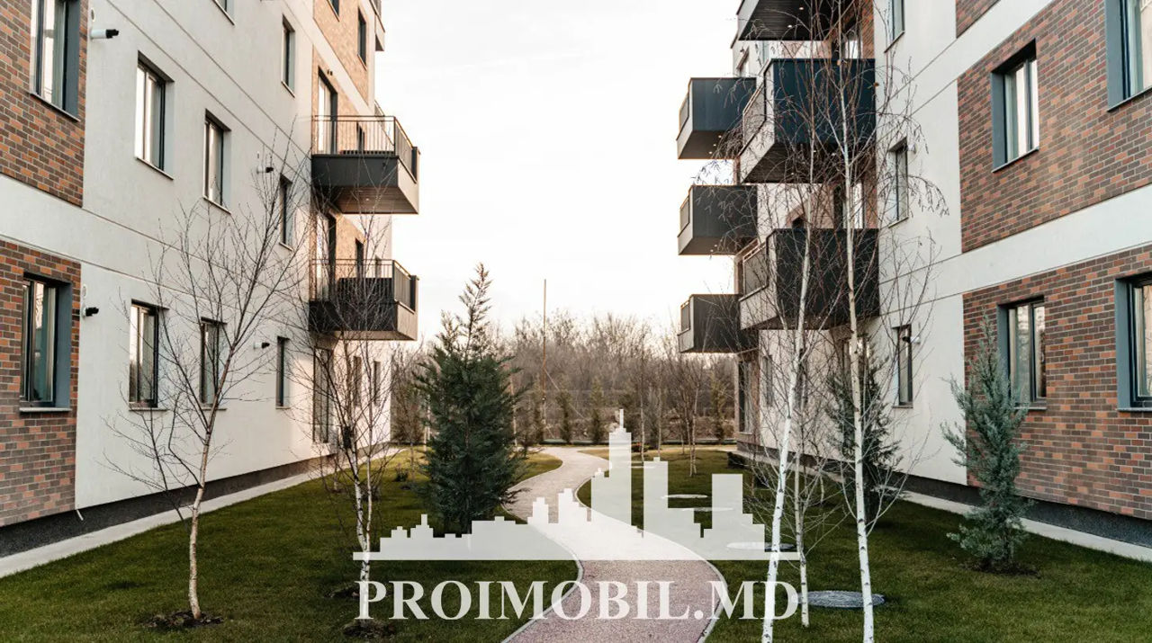 Apartament spre vânzare cu 3 camere, 95 m2 în București, București foto 4