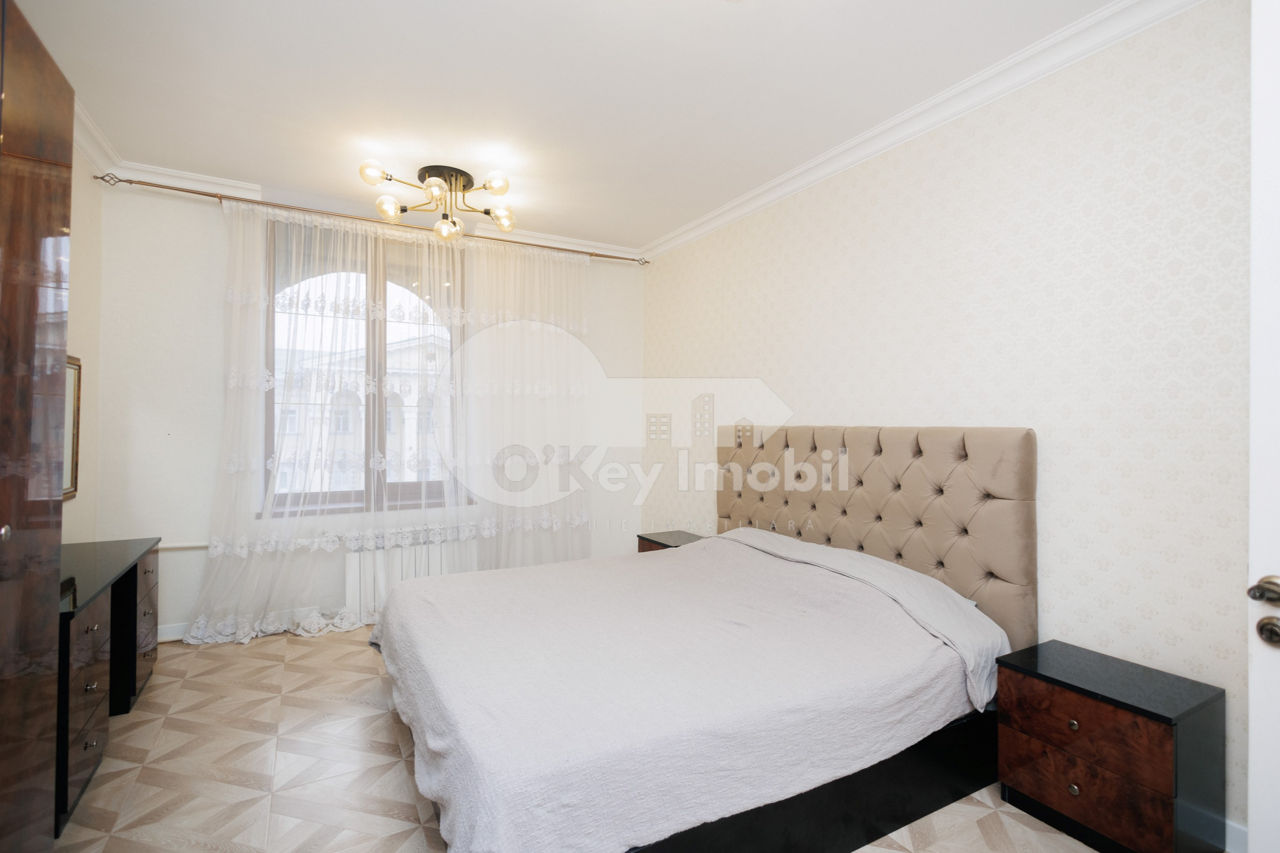 Apartament cu 2 camere, 90 m², Centru, Chișinău foto 5