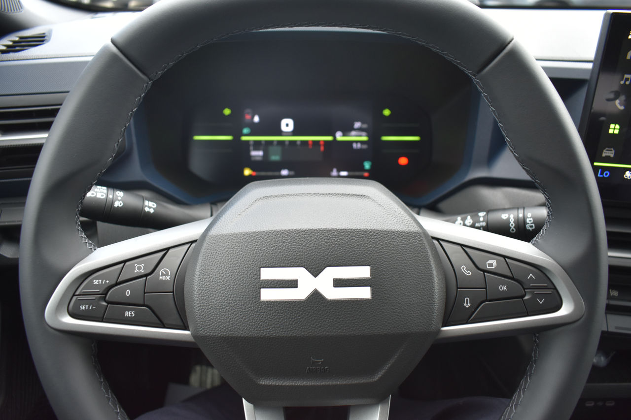 Dacia Duster фото 7
