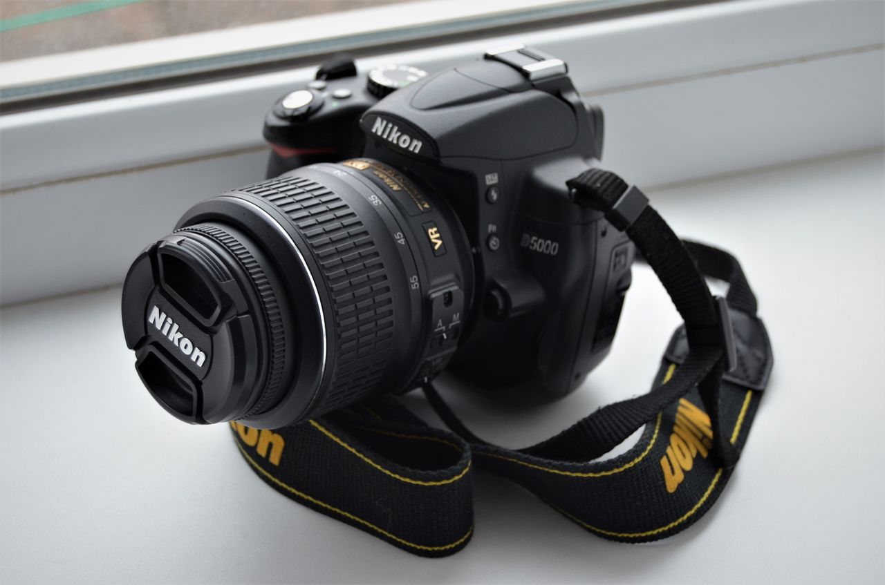 Nikon D5000
