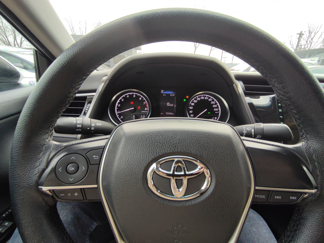 Toyota Camry foto 17