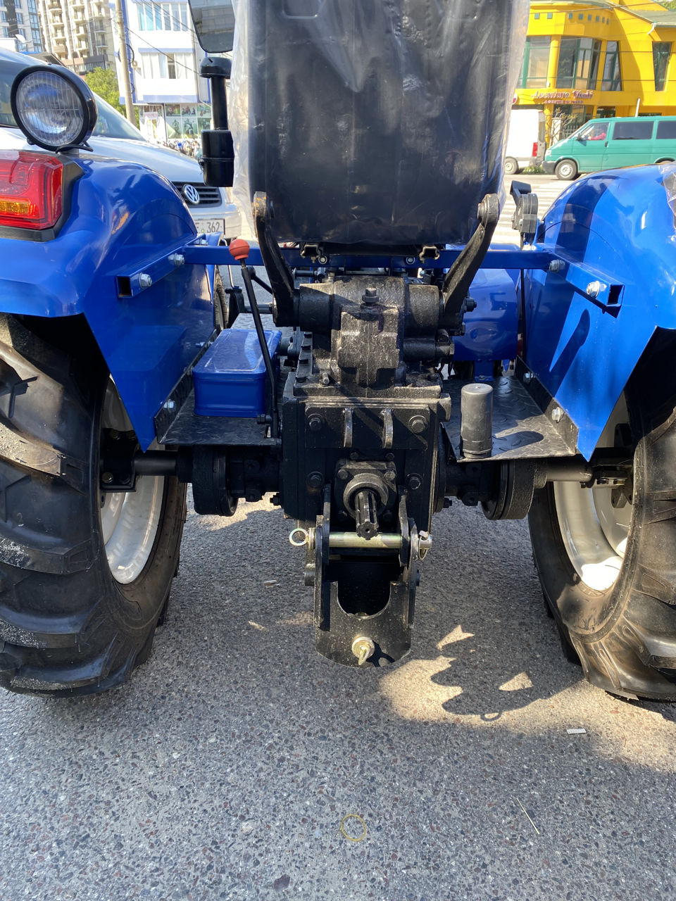 Minitractor Zubr 24cp cardan freza+plug foto 8