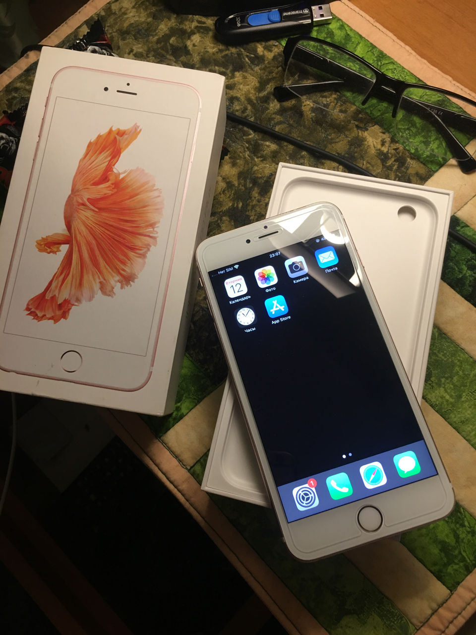 Iphone s6 plus (model A1687) американец