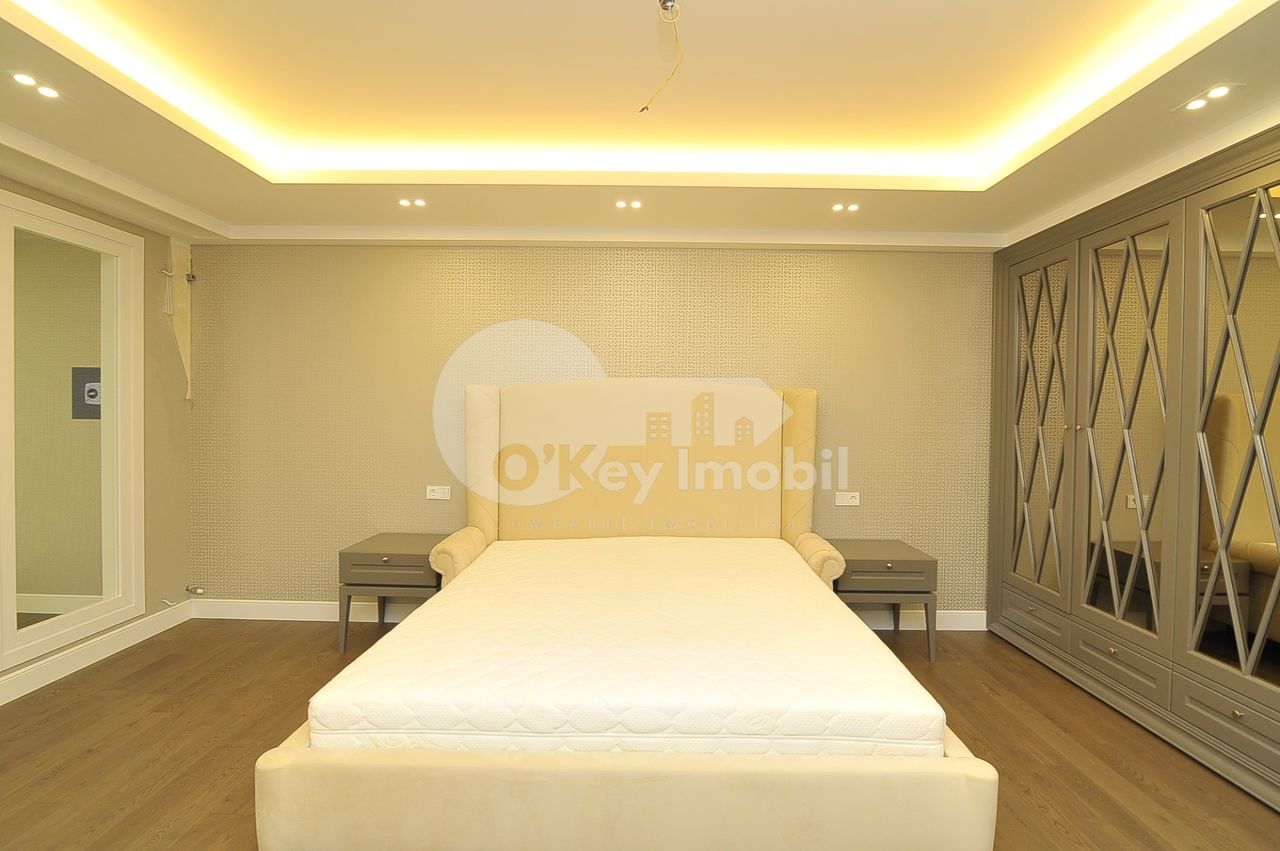 Apartament cu 3 camere, 172 m², Centru, Chișinău foto 2