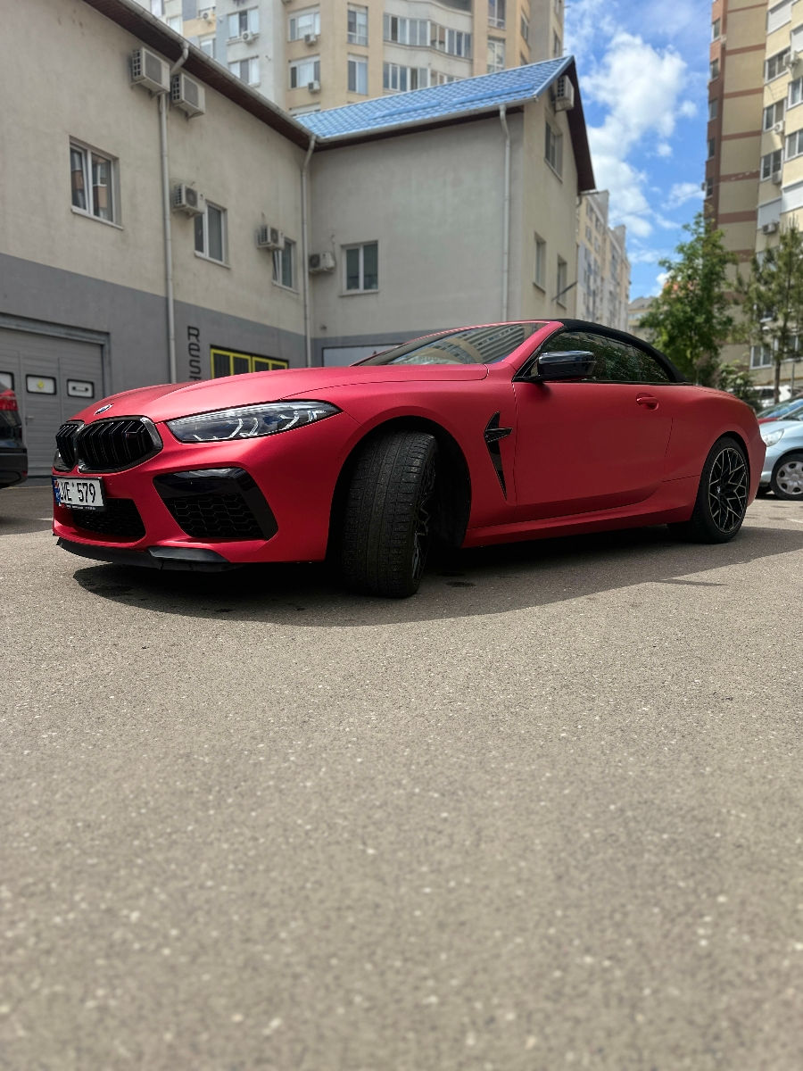 BMW M8 фото 0
