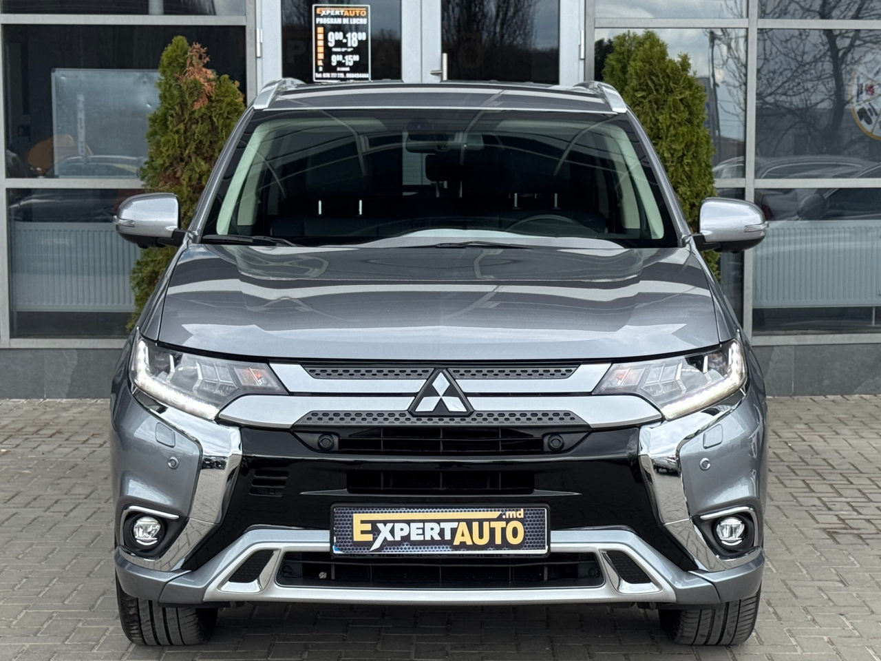 Mitsubishi Outlander — фото 2