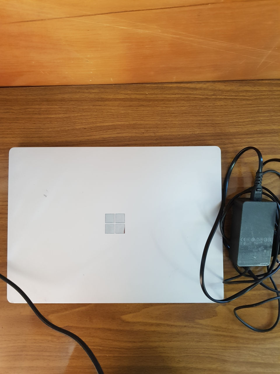 Microsoft Surface Laptop 1769