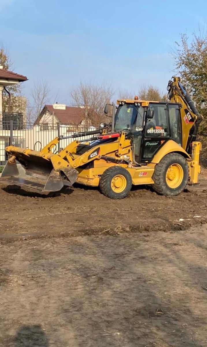 Demolarea constructiilor excavator buldoexcavator servicii bobcat foto 3